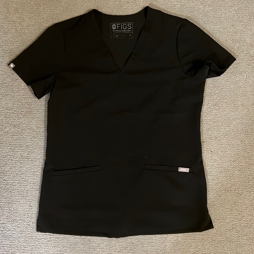 Figs XS casma scrub top